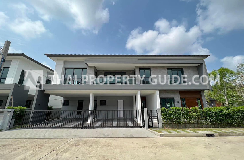 House with Shared Pool for rent in Bangnatrad